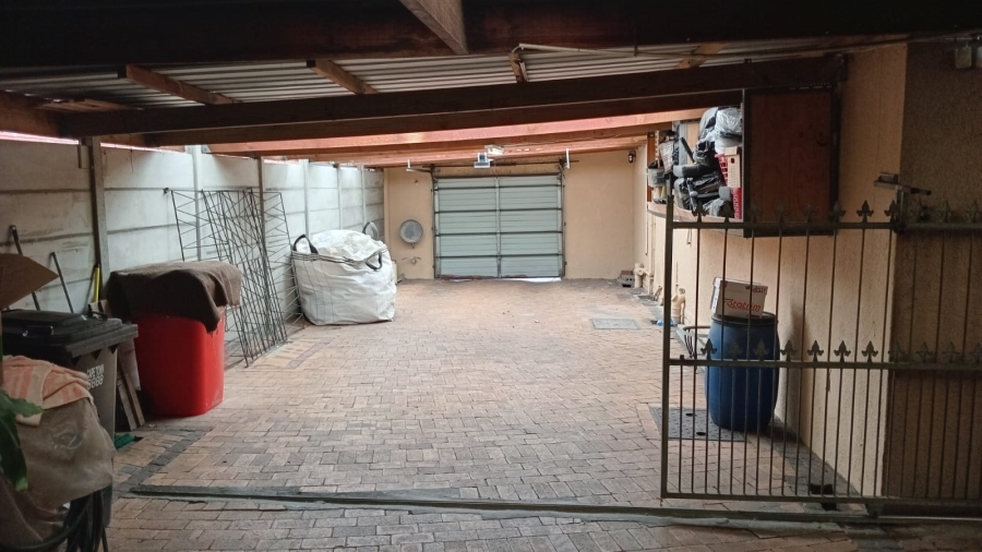 3 Bedroom Property for Sale in Athlone Western Cape